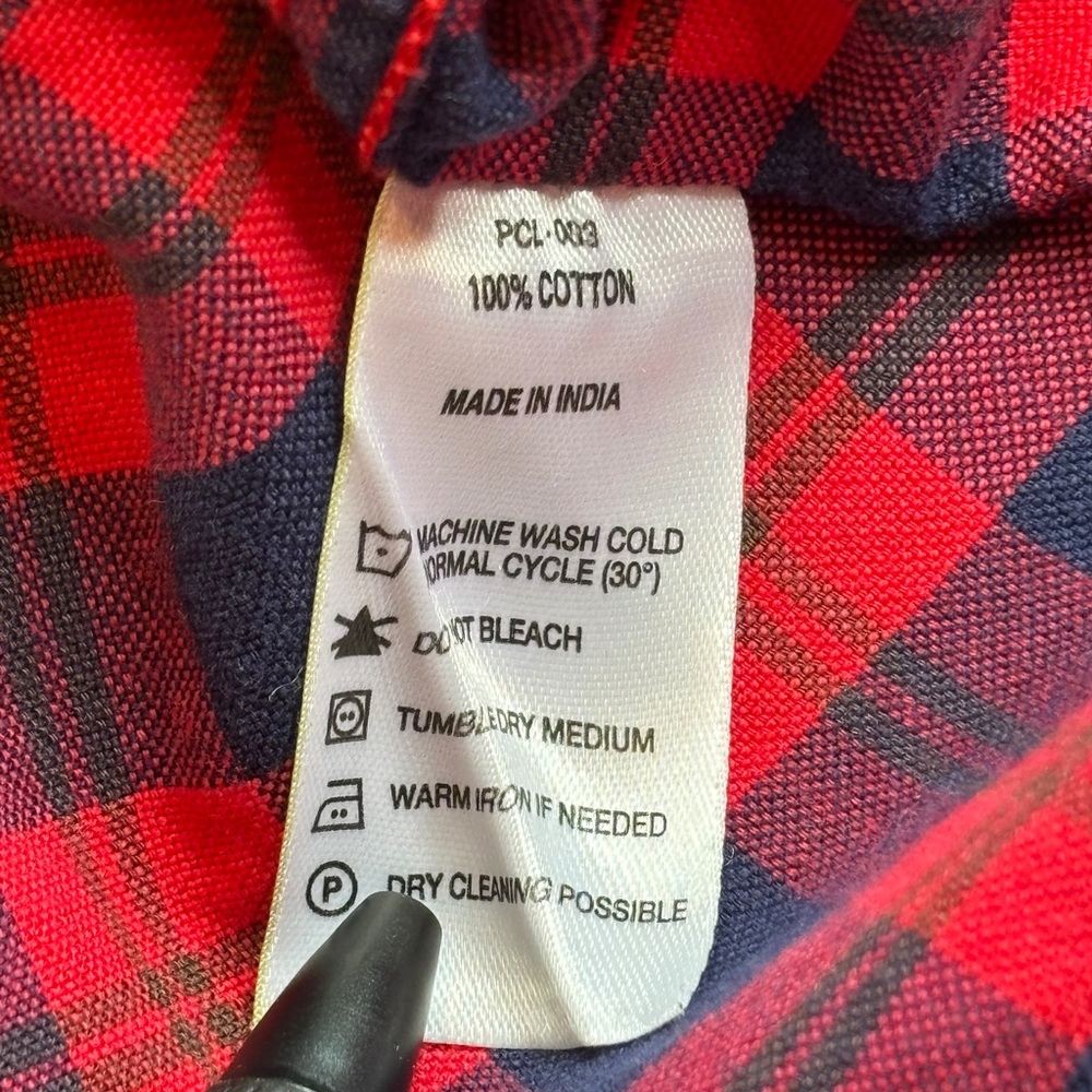 Levi’s Slim Fit Plaid Button-Down Shirt Red Navy Cotton L Unisex Fall Cabincore - Picture 10 of 11